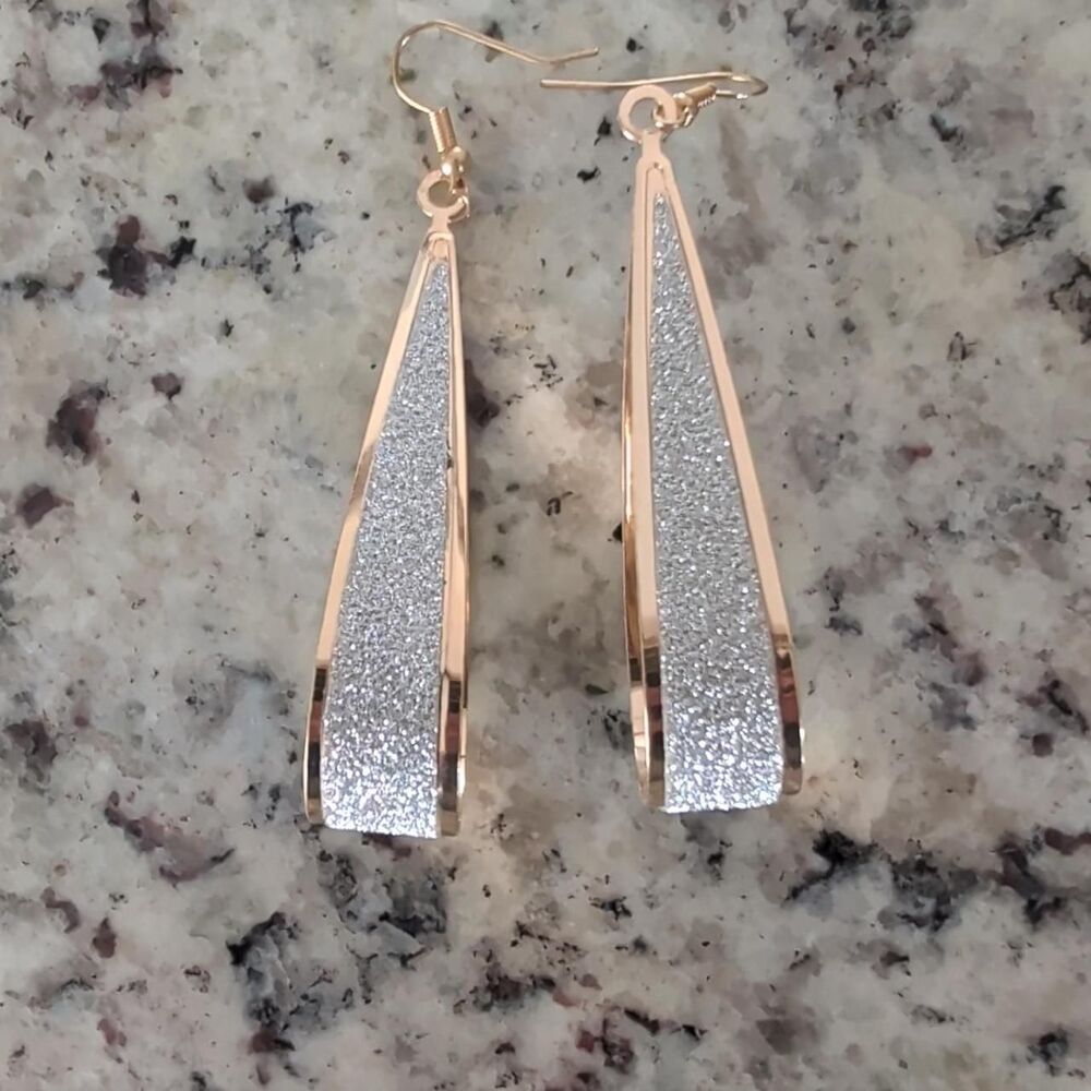 Women's Gold and Pink Earings
